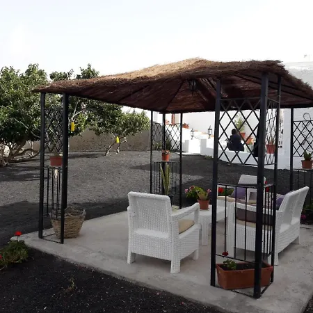 Casa Maria Dolores * Haría