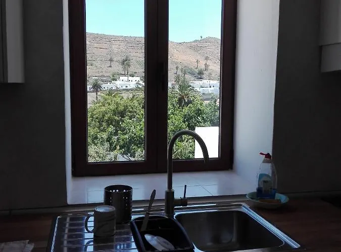 Casa Maria Dolores * Haría